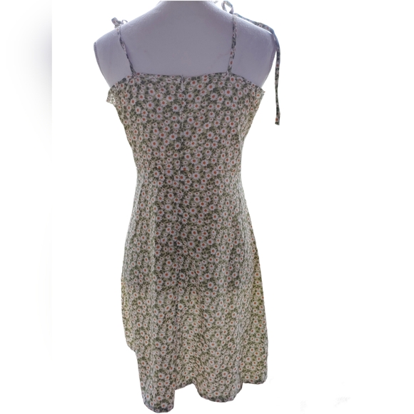 NWOT Perfect Summer Dress #2 Spaghetti Straps Zip Back Daisies Pattern L… - Picture 12 of 13